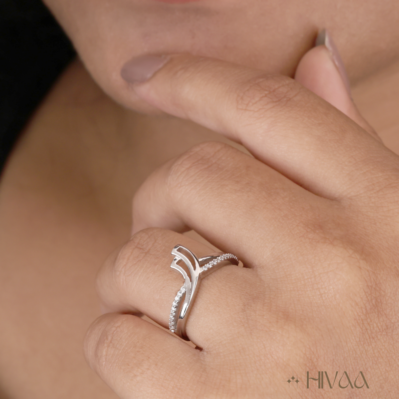 Glossy Wave Design Silver Unique Ring