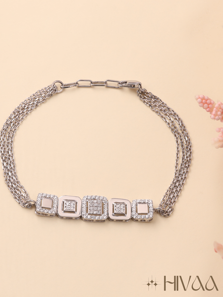 Stylish Square Link With Sparkling Accents