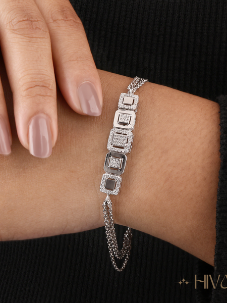 Stylish Square Link With Sparkling Accents