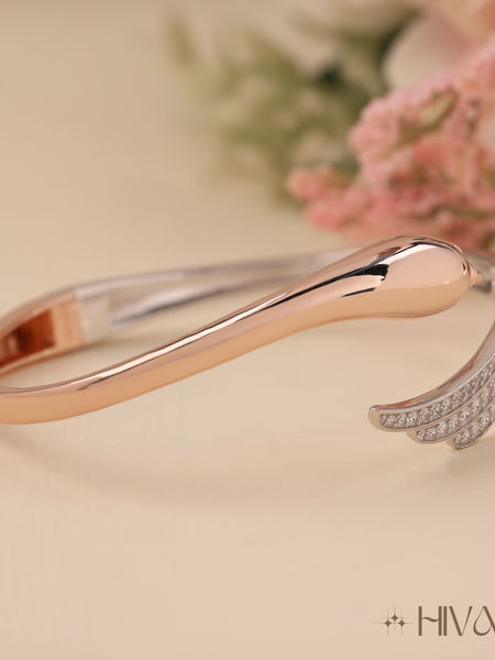 Majestic Winged Serpent Bracelet Elegance