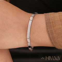 Graceful Silver Pave Link Bracelet for Daily & Party Wear
