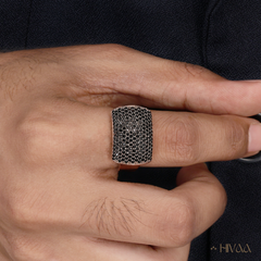 Striking Black Diamond Men’s Ring