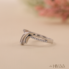 Glossy Wave Design Silver Unique Ring