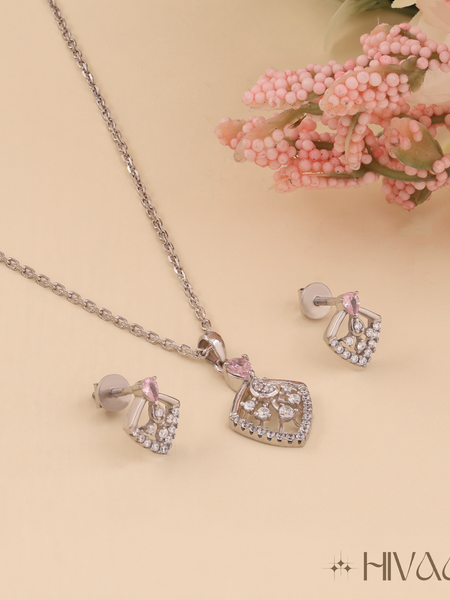 Classic Diamond Accent Pendant Necklace Design