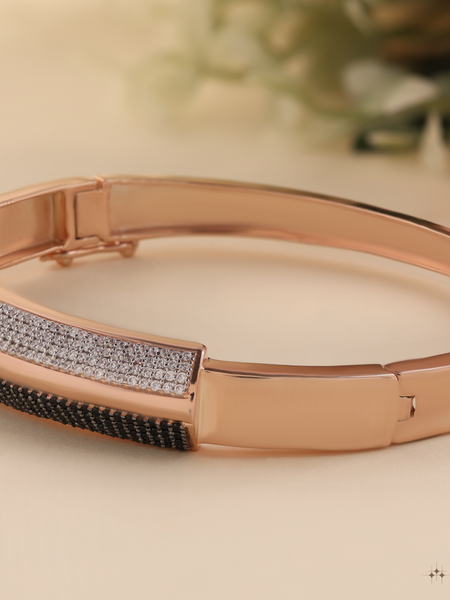 Elegant Dual Tone Men’s Bracelet With Sparkling Diamond