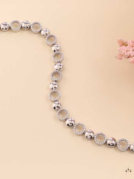 Lustrous Circle Charm Bracelets For Woman