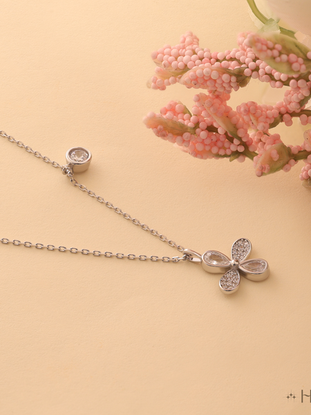 Four-Leaf Clover Pear-Cut Diamond/CZ Necklace