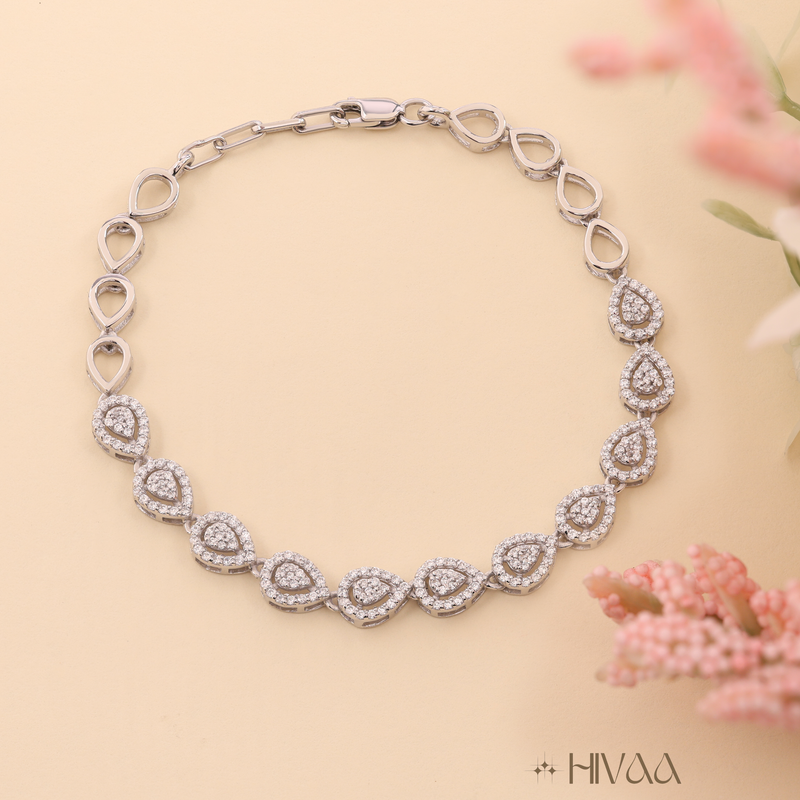 Dazzling Teardrop Charm Fashion Bracelet