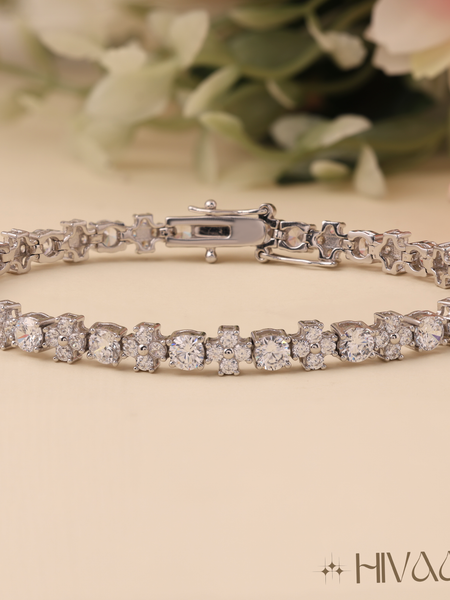 Sparkling Classic Diamond Tennis Bracelet