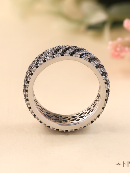 Black & White Diamond Band Ring