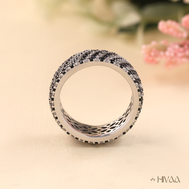 Black & White Diamond Band Ring